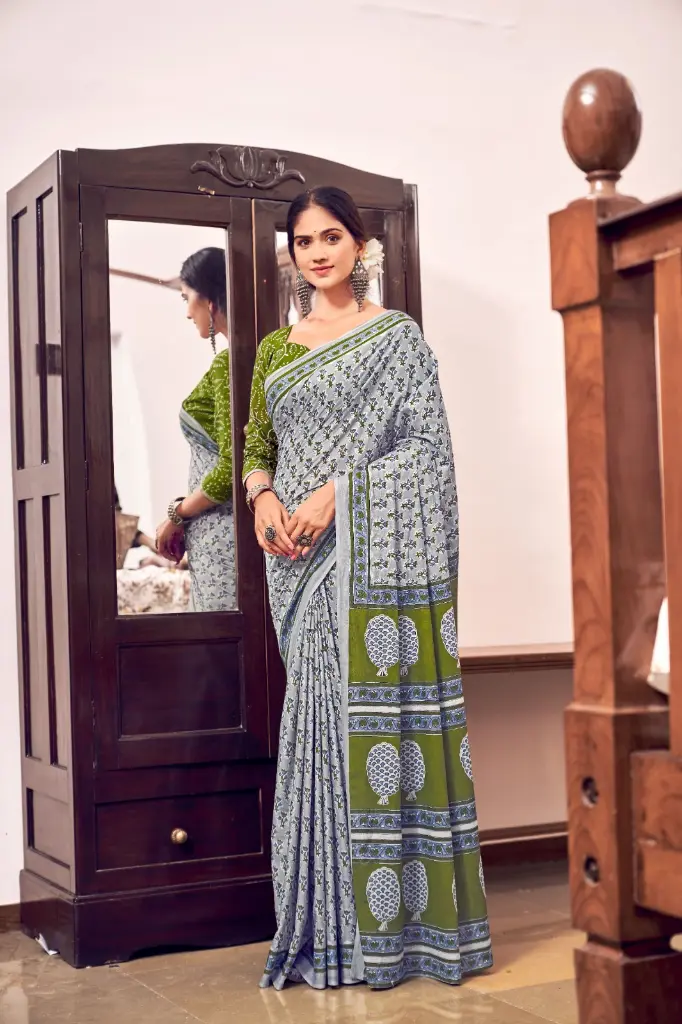 BAGRU PARI VOL                 🧵 Fabric :- PURE Heavy MUL MUL Cotton  printed saree...  (Saree cut 5.4 mtr / 0.8 mtr Blouse)